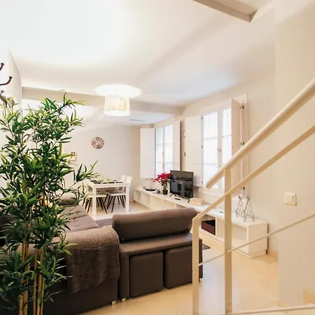 Wide With Terrace- 2bd 1bth- Santa Cruz Appartement
