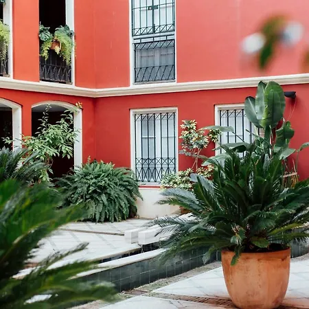 Wide With Terrace- 2bd 1bth- Santa Cruz Apartment